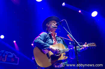 Wildfires force cancellation of Salmon Arm ROOTSandBLUES Festival