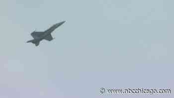 Military jets, small planes and dazzle spectators at the Chicago Air and Water Show