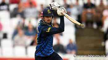 One-Day Cup: Bears & Foxes book knockout spots on rain-affected day