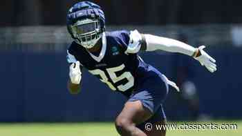 Cowboys fear rookie LB DeMarvion Overshown tore ACL against Seahawks, per report