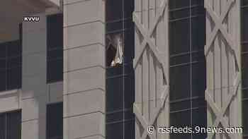 Colorado fugitive takes plea deal in connection with dramatic Vegas Strip casino standoff