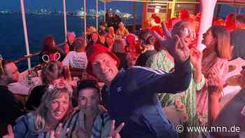 Schalala und Olé Olé auf dem Wasser: Rostocker feiern bei der Schlager Sail