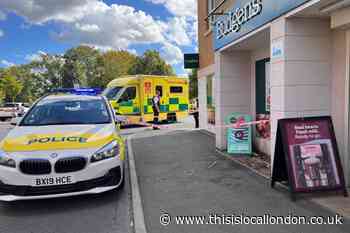 Rainbow Road Erith stabbing: Man taken to hospital