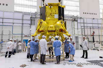 Russian spacecraft crashes into the moon, ending bid to reach lunar south pole