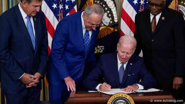 Biden administration officials think that Joe Manchin, a key player in crafting the Inflation Reduction Act, has sometimes misinterpreted stipulations of the law, report says