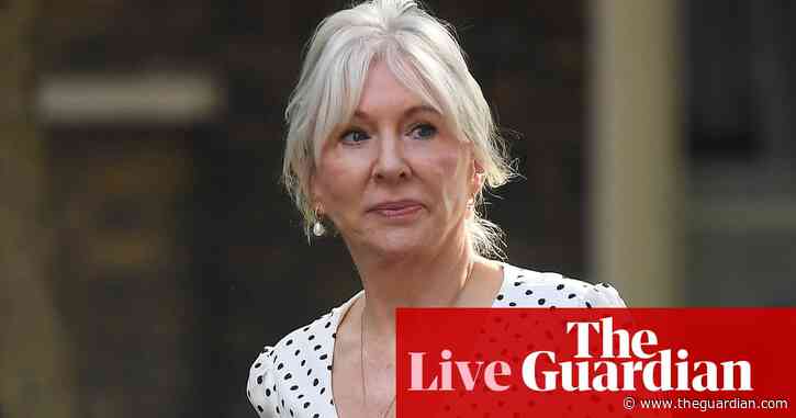 Nadine Dorries accused of ‘abandoning’ constituents by local council urging her to resign immediately – politics live updates