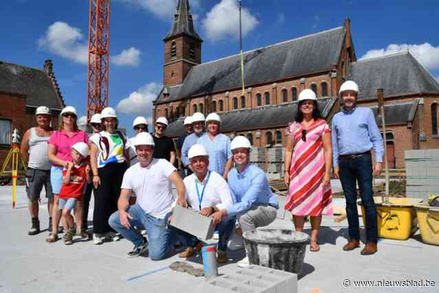 Bouw nieuwe polyvalente zaal van start: “Hertsbergenaren mochten de naam kiezen, maar die houden we nog even geheim”