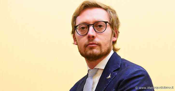 Il segretario della Lega a Modena si schiera con Vannacci: “Gay contro natura e le razze esistono”. Pd: “Agghiacciante”