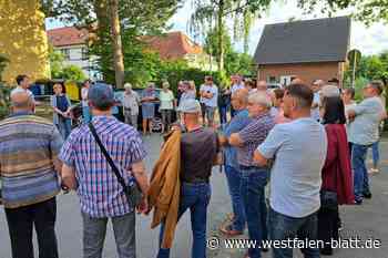 Anlieger informieren sich über Fahrradzone