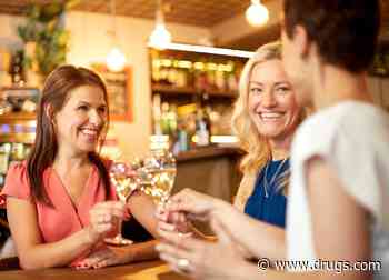 Los estadounidenses de mediana edad usan marihuana y se dan atracones de bebida a niveles récord