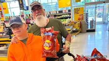 American family flooded with ketchup chips after Canadian quest for them is now paying back the snack