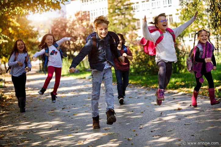 School drop-off and pick-up line etiquette: A guide for parents