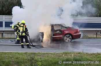 FW-ROW: PKW Brand auf A1 Abfahrt Stuckenborstel