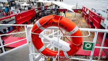 Deutsches Seenotrettungsschiff in Italien festgesetzt