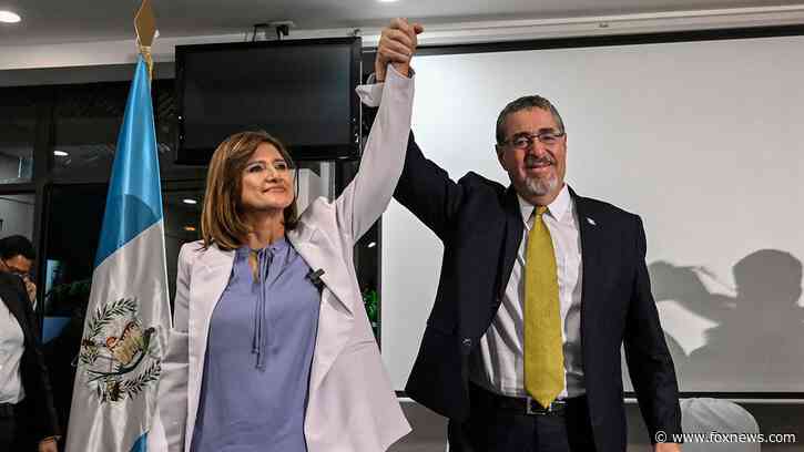 Guatemalan presidential candidate wins in landslide but political elite could prevent him from taking office