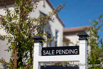 The 30-year mortgage rate hits 7.48%, the highest level since 2000