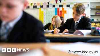 Eton: Free sixth-form colleges plans approved by government