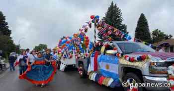 Whoop-Up Days Parade kicks off in the rain