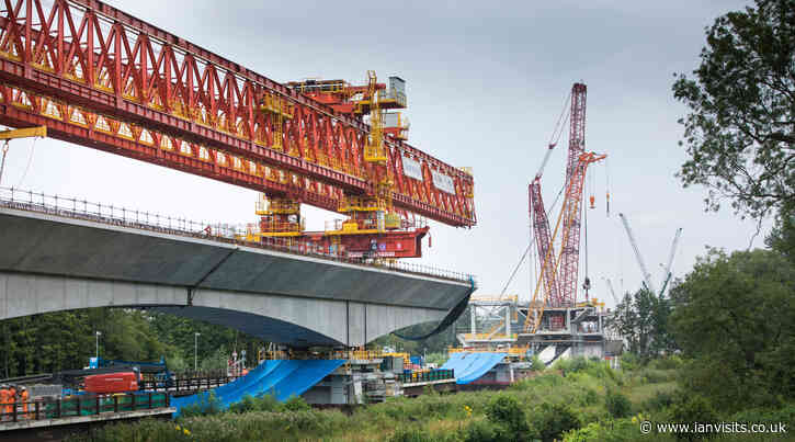 HS2 completes complex Colne Valley viaduct manuvre