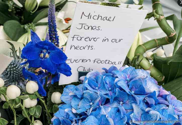 Construction work restarts at Everton stadium