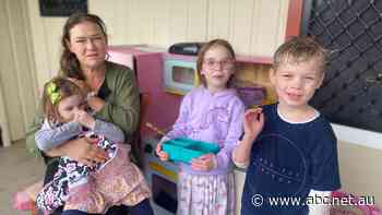 Former Salvos volunteers turning to charities for help as cost-of-living increases bite