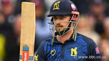 One-Day Cup: Warwickshire seal semi-final spot as Lancashire claim last quarter-final berth