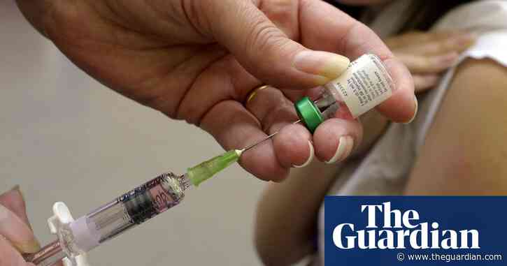 British students urged to get meningitis jab to avoid serious illness