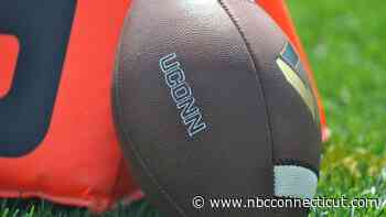 UConn football names starting quarterback for 2023 season