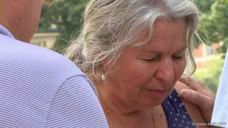 Central Texans turn to prayer, music amid drought