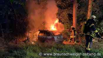 Essehof: Auto geht nach Unfall in Flammen auf