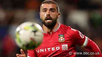 Wrexham 5-5 Swindon Town: Elliott Lee rescues point for Dragons