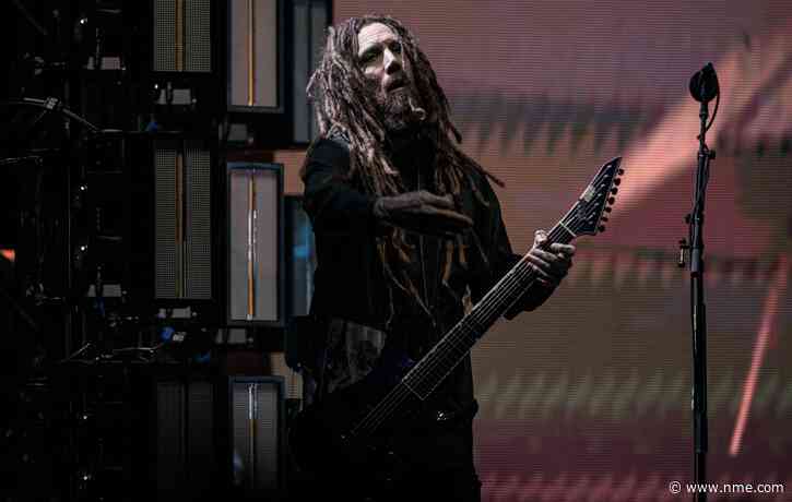 Watch Head from Korn star in furniture commercial