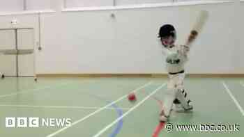 Essex cricketer reminisces at viral batting video aged six