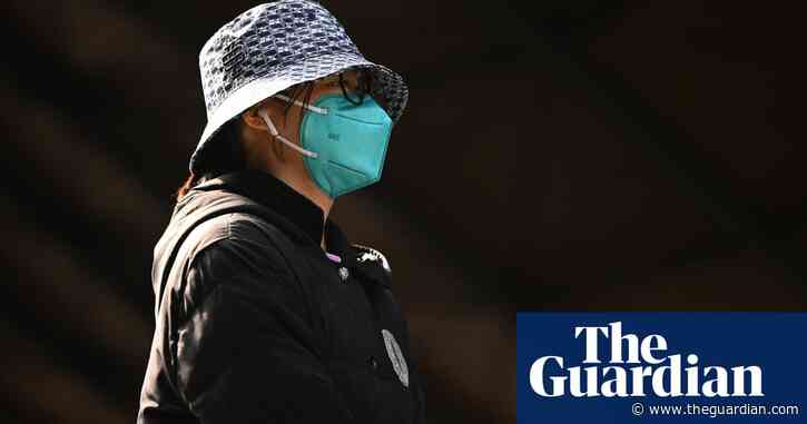 Lockdowns and face masks ‘unequivocally’ cut spread of Covid, report finds