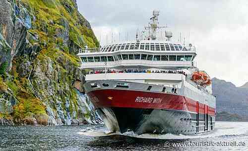 Hurtigruten: Katalog für Postschiffreisen 2024/2025