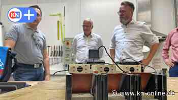 Minister Madsen zu Besuch bei Elektrofirma Busack in Sievershütten