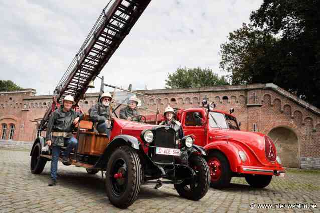 ‘IKEA’-brandweerwagen uit 1927 pronkstuk tijdens brandweerparade: “We hebben hem stukje per stukje zelf ineengezet”
