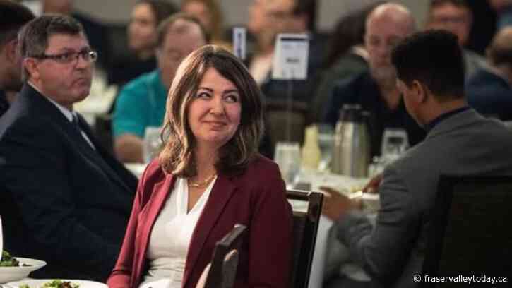 Renewables pause in Alberta affecting 118 projects worth $33 billion, think tank says