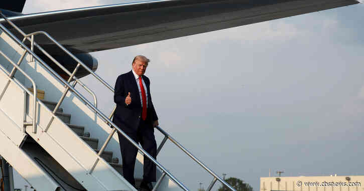 Trump arrives in Atlanta ahead of Fulton County Jail surrender