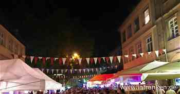 Bamberger Sandkerwa 2023 eröffnet: Erfolgreicher Start trotz Regen - Massen strömen in Altstadt