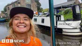 Pendle woman tackles 30-mile paddleboard charity challenge