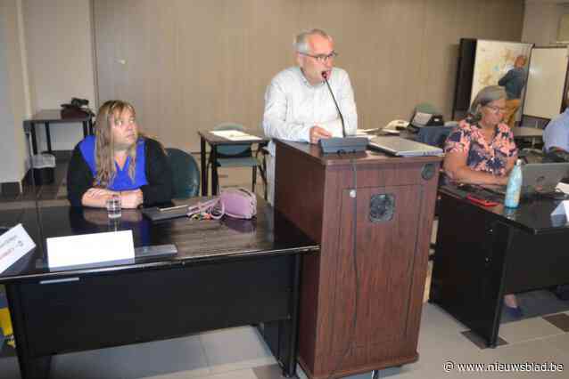 Buurtbewoners vragen met petitie maatregelen om doorgaand verkeer in Steenstraat te weren: “Eerst tellingen uitvoeren en dan pas de nodige adviezen inwinnen”