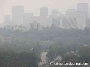 Edmonton weather: Near-zero visibility, fog and air quality advisories issued