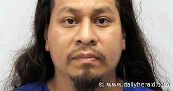 Mount Prospect man facing weapons, battery, drug charges