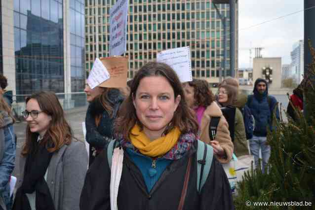 Vrederechter verplicht Belgische staat tot betaling van water- en energiekosten van krakers in de Wetstraat: “Zij begingen de eerste fout”