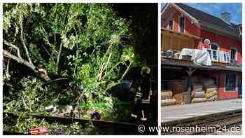 Baum stürzt auf Zug: So lief in der Nacht die Evakuierungs-Aktion bei Oberaudorf