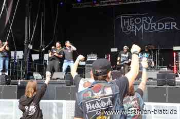 HoMee in Schloß Holte-Stukenbrock: Pommesgabel im Sonnenschein