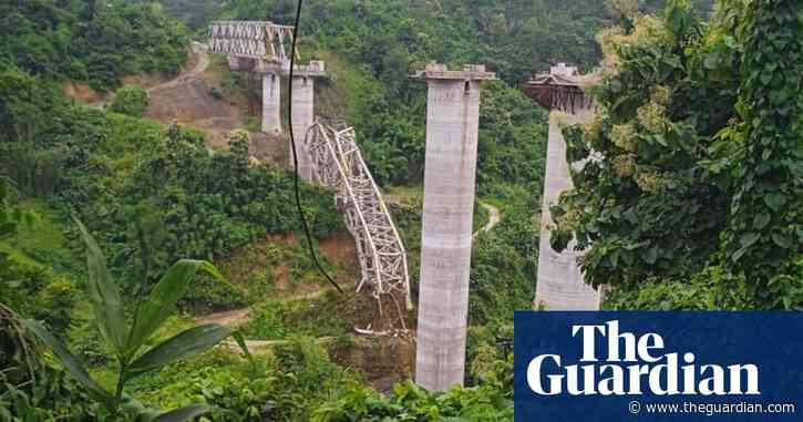 Railway bridge collapse in India kills at least 26 workers