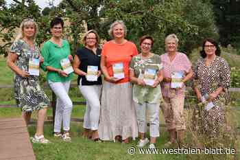 Landfrauen unterwegs und daheim