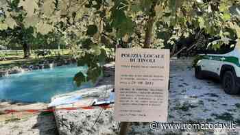 Piscina con acqua sulfurea in un'area vincolata, sequestrata